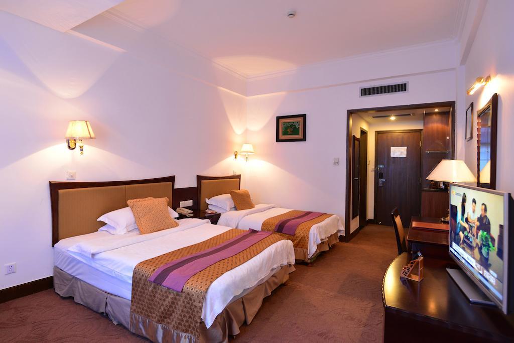 Baodao Exhibition Center Hotel Wuyishan  Ruang foto