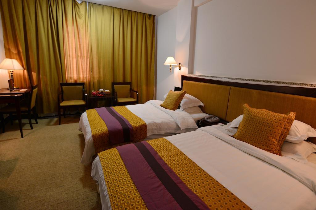 Baodao Exhibition Center Hotel Wuyishan  Ruang foto