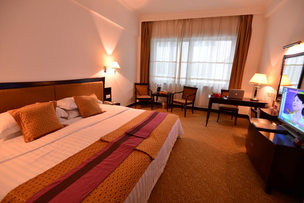Baodao Exhibition Center Hotel Wuyishan  Ruang foto