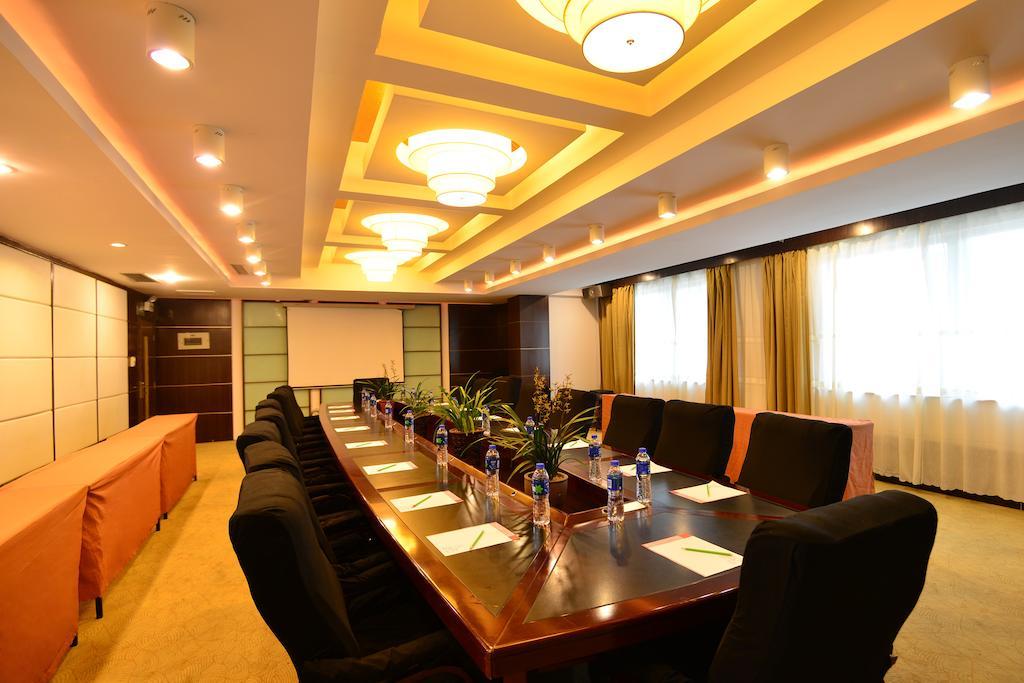 Baodao Exhibition Center Hotel Wuyishan  Bagian luar foto