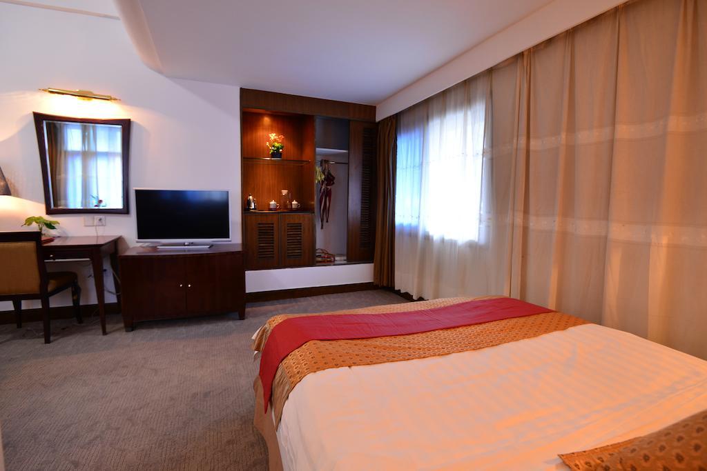 Baodao Exhibition Center Hotel Wuyishan  Ruang foto