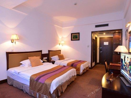 Baodao Exhibition Center Hotel Wuyishan  Bagian luar foto